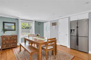 6 Driftwood Dr, Barrington, RI 02806 - Photo 12
