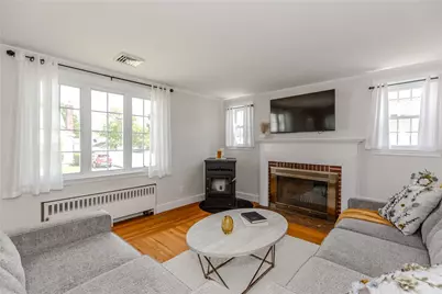11 Palm Boulevard, Warwick, RI 02888 - Photo 6