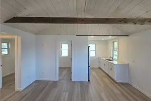 854 Matunuck Beach Rd, South Kingstown, RI 02879 - Photo 14