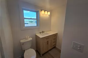 854 Matunuck Beach Rd, South Kingstown, RI 02879 - Photo 18