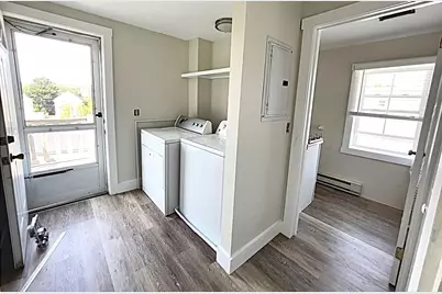 36 East Bowery Street #3, Newport, RI 02840 - Photo 2