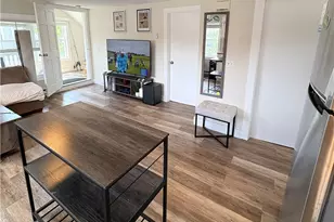 36 E Bowery St, Newport, RI 02840 - Photo 4