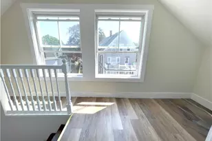 36 E Bowery St, Newport, RI 02840 - Photo 10