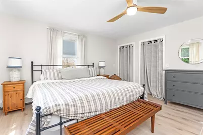 18 Waterman Street, Bristol, RI 02809 - Photo 20