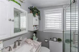 24 Columbus Blvd, Cranston, RI 02910 - Photo 18