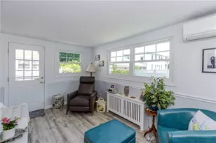 24 Columbus Blvd, Cranston, RI 02910 - Photo 16