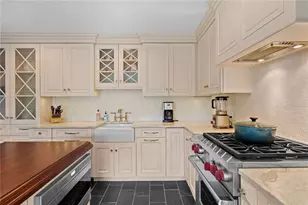 127 Harrison Ave, Newport, RI 02840 - Photo 30