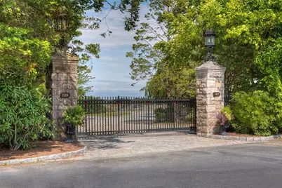 127 Harrison Avenue #7, Newport, RI 02840 - Photo 6