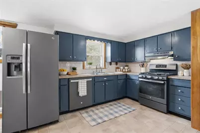 233 Victory Highway, West Greenwich, RI 02817 - Photo 18