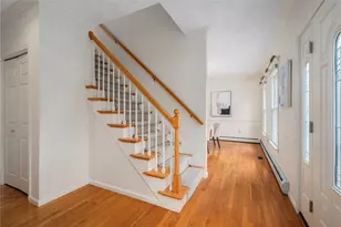 95 River Farm Dr, East Greenwich, RI 02818 - Photo 4