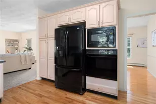 95 River Farm Dr, East Greenwich, RI 02818 - Photo 20