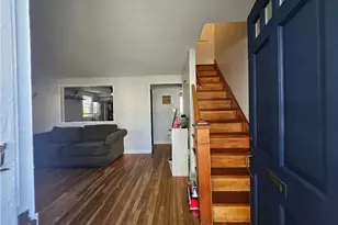 11 Jones Ave, Pawtucket, RI 02861 - Photo 4