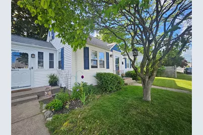 11 Jones Avenue, Pawtucket, RI 02861 - Photo 2