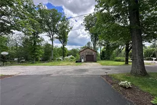 1381 Putnam Pike, Glocester, RI 02814 - Photo 40