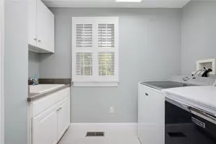 80 Douglas Dr, North Kingstown, RI 02874 - Photo 38