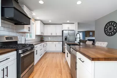 152 Webster Trail, South Kingstown, RI 02879 - Photo 8