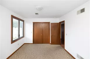 36 Kristee Cir, West Warwick, RI 02893 - Photo 8