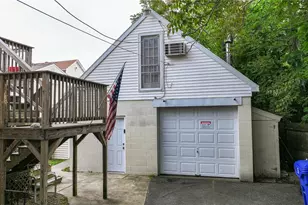 3 Benedict St, Pawtucket, RI 02861 - Photo 6