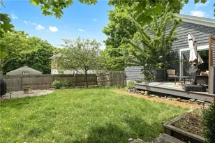 14 Boyden Blvd, East Providence, RI 02915 - Photo 16