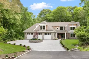 31 Wright Ln, Jamestown, RI 02835 - Photo 1