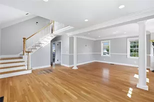 5 Thayer Pl, Warwick, RI 02888 - Photo 8