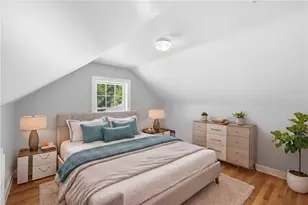 5 Thayer Pl, Warwick, RI 02888 - Photo 20