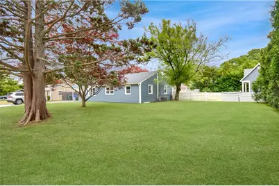 6 Sweeney Lane, Bristol, RI 02809 - Photo 12