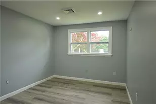 6 Sweeney Ln, Bristol, RI 02809 - Photo 10