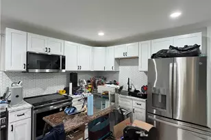 533 Weeden St, Pawtucket, RI 02860 - Photo 10