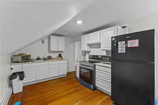 533 Weeden St, Pawtucket, RI 02860 - Photo 4