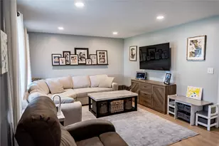 207 Phillips St, Woonsocket, RI 02895 - Photo 12