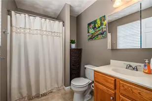 53 Orchard Valley Dr, Cranston, RI 02921 - Photo 36