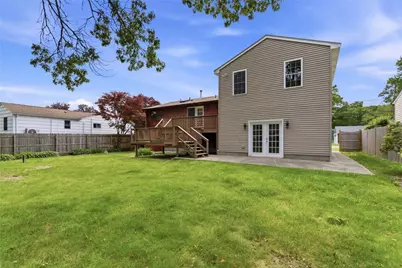 20 Killey Avenue, Warwick, RI 02889 - Photo 32