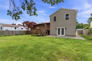 20 Killey Ave, Warwick, RI 02889 - Photo 32