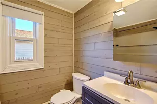 72 Vermont St, Cranston, RI 02920 - Photo 20