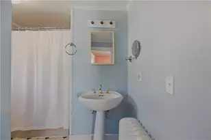 4 Dresser St, Newport, RI 02840 - Photo 14