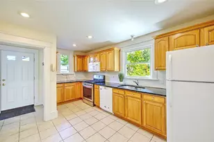 30 Langham Rd, Providence, RI 02906 - Photo 16