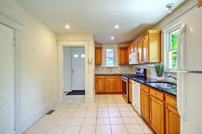 30 Langham Road, Providence, RI 02906 - Photo 18