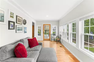 1144 Narragansett Blvd, Cranston, RI 02905 - Photo 26