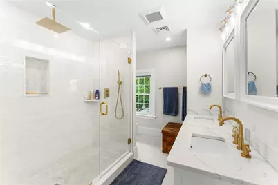 1144 Narragansett Boulevard, Cranston, RI 02905 - Photo 32