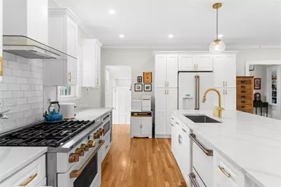 1144 Narragansett Boulevard, Cranston, RI 02905 - Photo 14