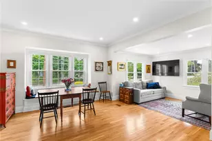 1144 Narragansett Blvd, Cranston, RI 02905 - Photo 18
