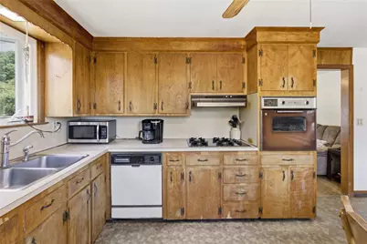 129 Dewolf Avenue, Bristol, RI 02809 - Photo 8