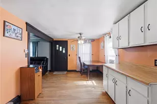 36 Martin St, Coventry, RI 02816 - Photo 4