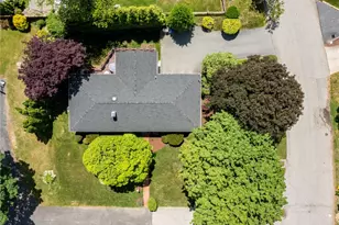 80 Birchwood Way, East Greenwich, RI 02818 - Photo 10