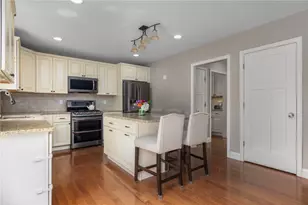 290 Station St, Coventry, RI 02816 - Photo 12