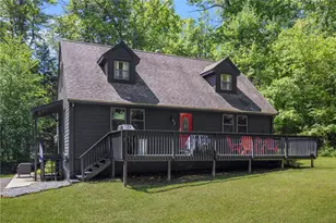 7 Spruce Ridge Dr, Glocester, RI 02814 - Photo 2