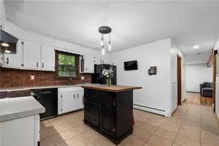 7 Spruce Ridge Dr, Glocester, RI 02814 - Photo 18