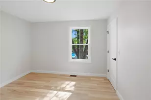 14 Raphael Ave, Providence, RI 02904 - Photo 10