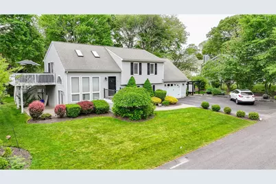 35 Sachem Road, Narragansett, RI 02882 - Photo 2